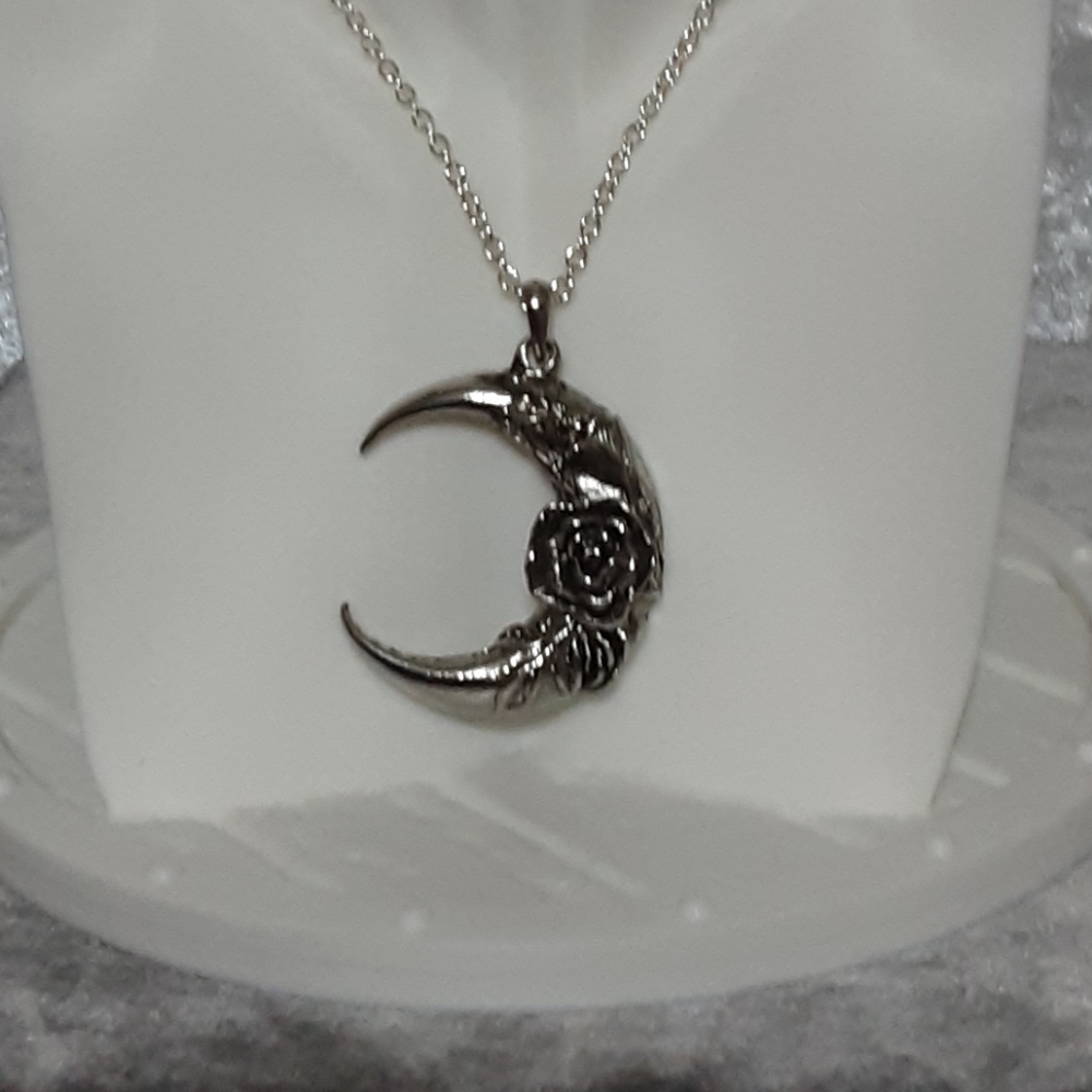 Handcrafted Silvertone Quarter Moon Necklace - Picture 5 of 5